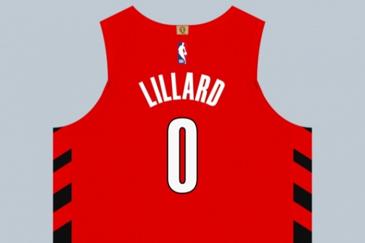 回来了！名记：利拉德将继续在开拓者穿0号 上一个就是他自己