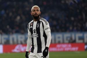 kaiyun-都体：穆里尼奥想签道格拉斯-路易斯，但尤文完全不考虑租借+买断