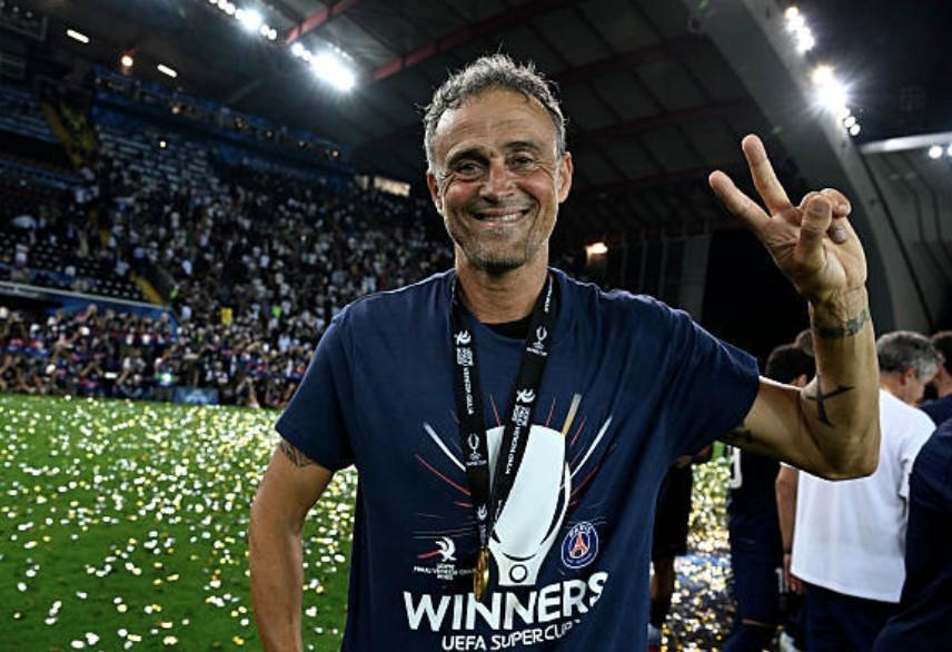 恩里克：这场比赛真是太疯狂了；赢得这个奖杯对我们很重要