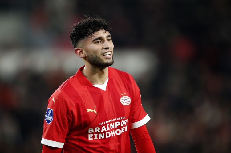 开云体育官网-罗马诺：富勒姆重启引进埃因霍温前锋佩皮谈判，此前冬窗求购未果